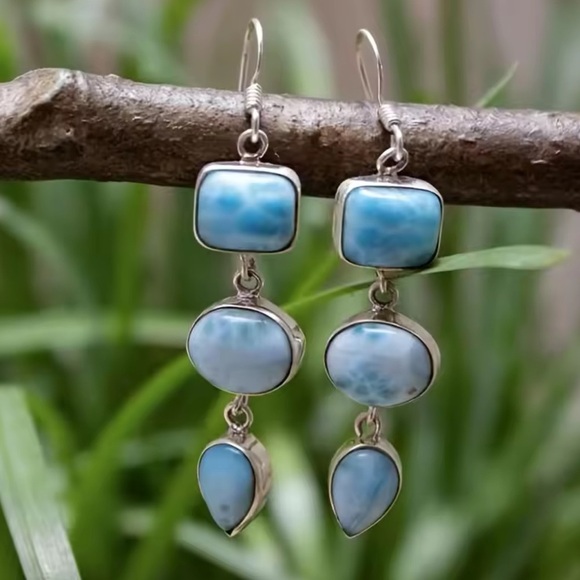 Vintage Blue Stone Dangle Earrings - Picture 5 of 9